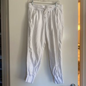 Gap linen joggers size S